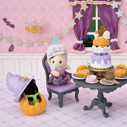 Calico Critters: Halloween Surprise Party Set