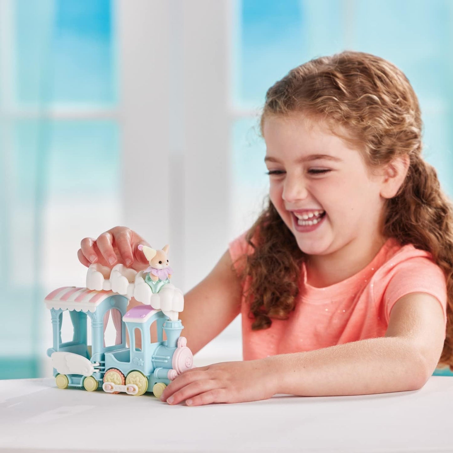 Calico Critters: Floating Cloud Rainbow Train Playset