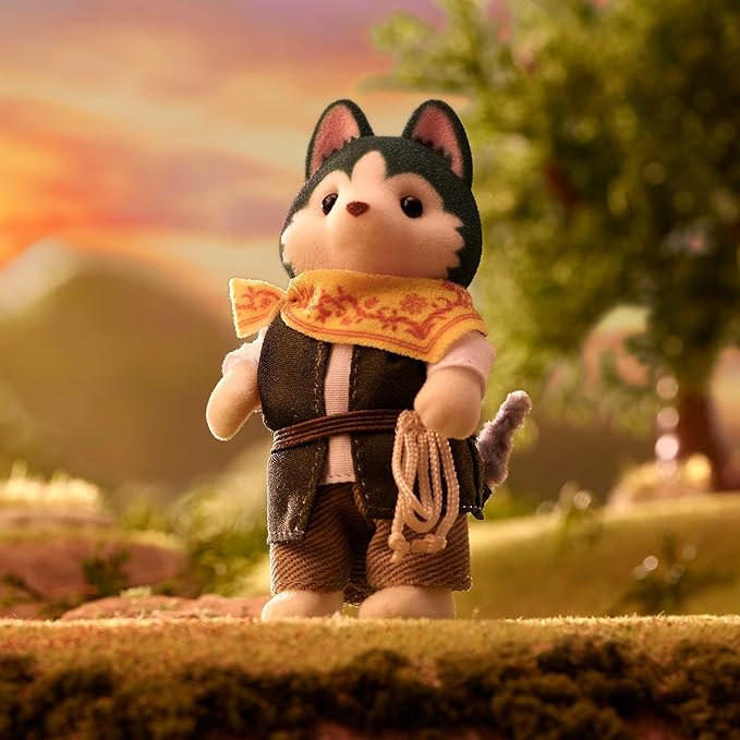 Calico Critters: Husky Hero Adventurer