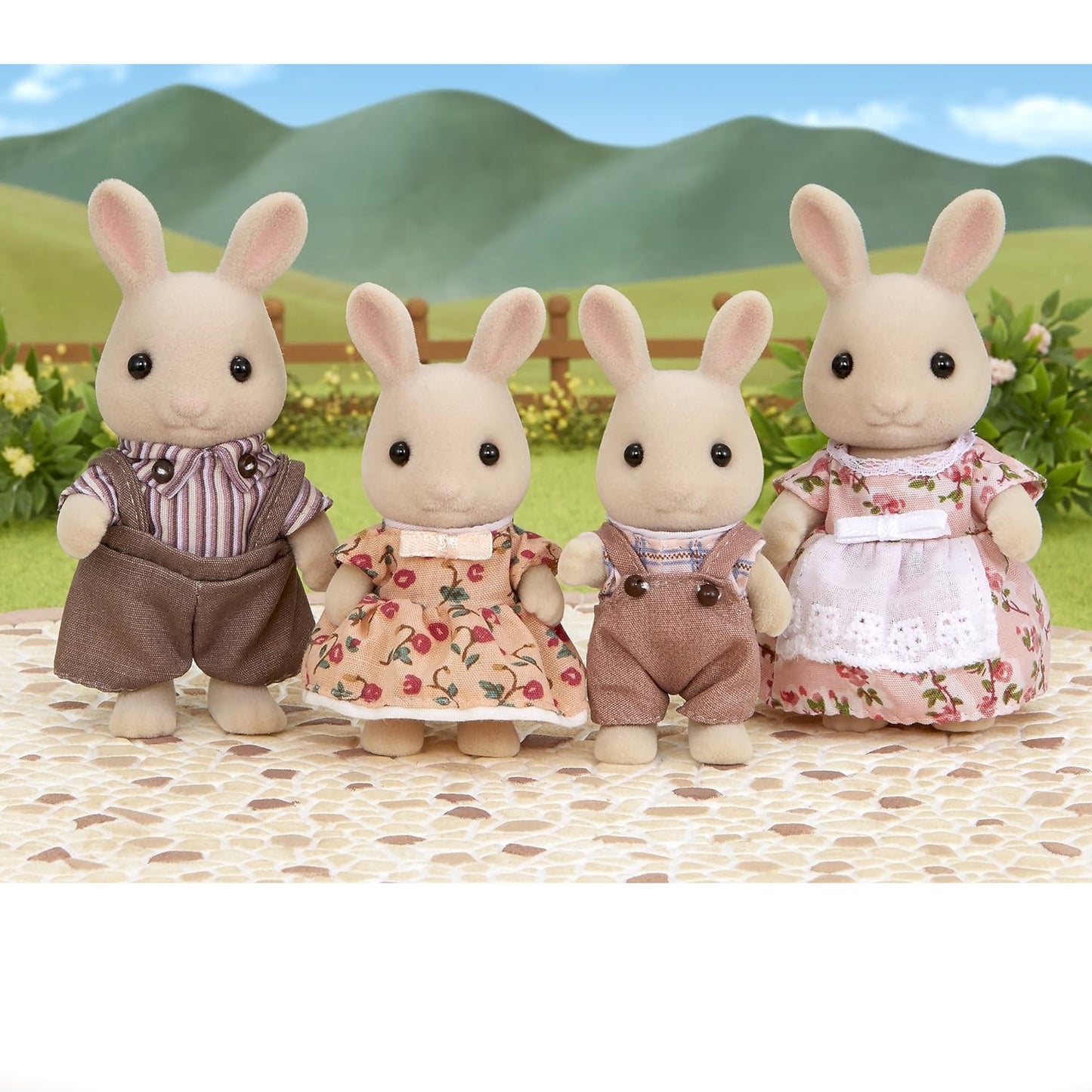 Calico Critters: Milk Rabbit Family (Japan Exclusive)