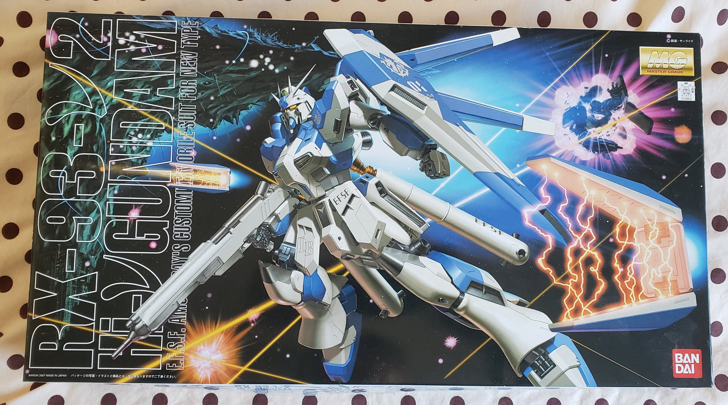 MG 1/100 RX-93-v2 Hi-v GUNDAM (Bandai)